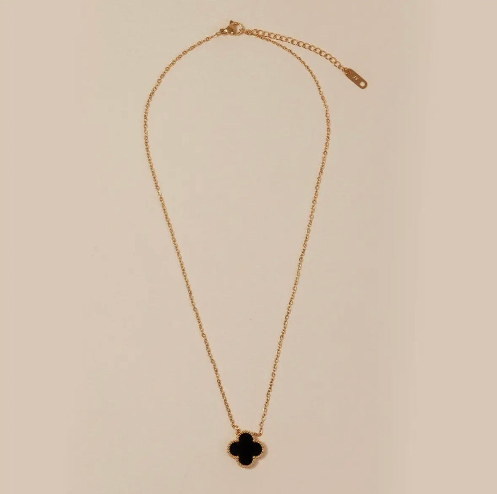 Clover Pendant Necklace